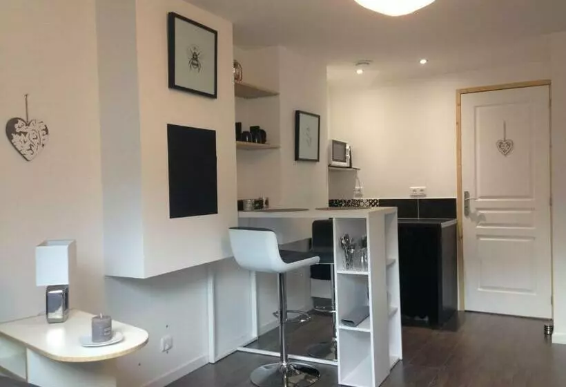 Aamiaismajoitus (B&B) Charles