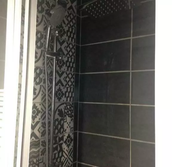 Aamiaismajoitus (B&B) Charles