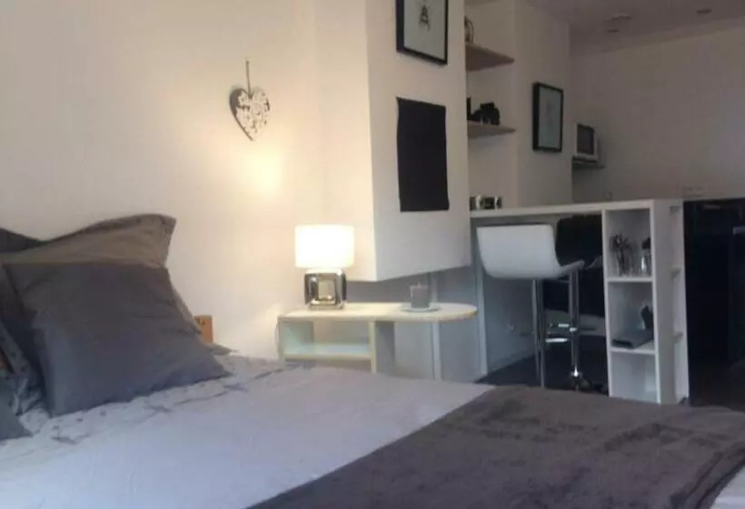 Aamiaismajoitus (B&B) Charles