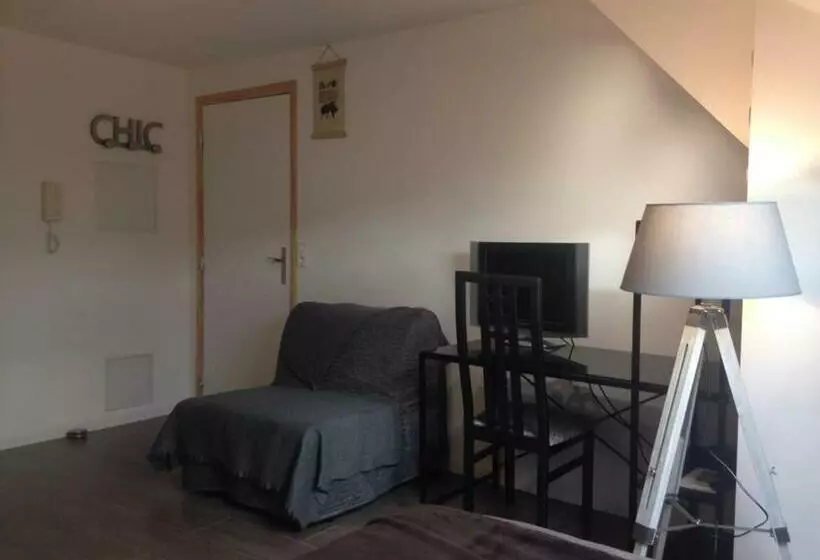 Aamiaismajoitus (B&B) Charles