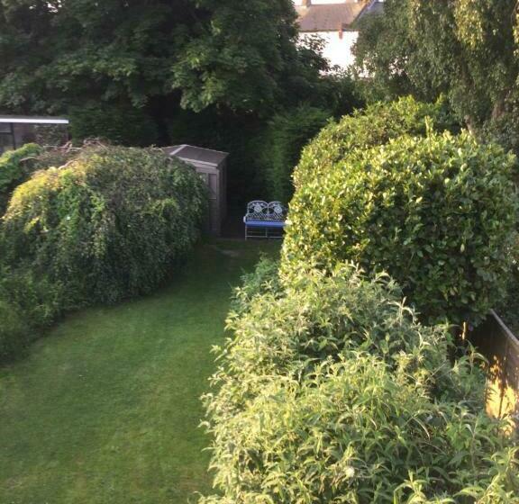 مبيت وإفطار Endearing Edwardian House In Quaint Deal, Kent