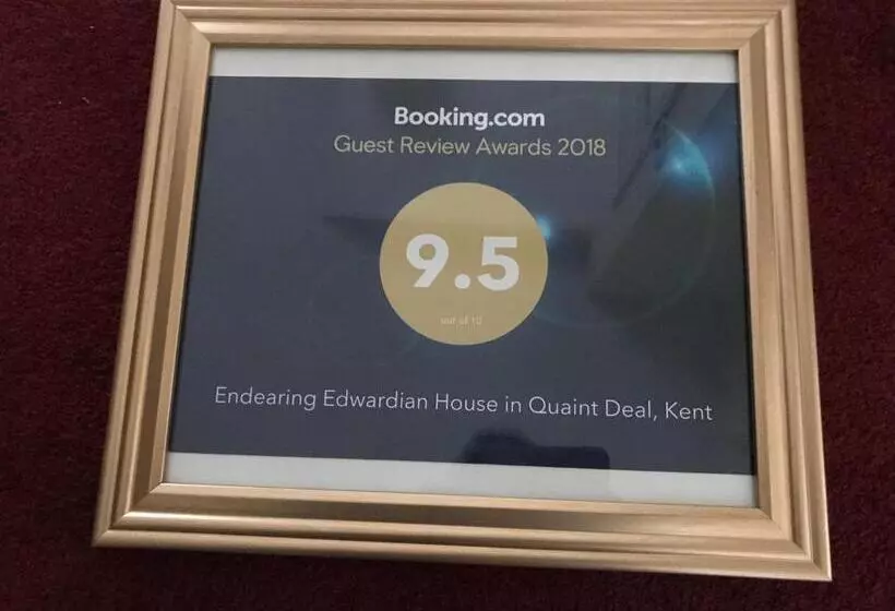 ベッドアンドブレックファースト Endearing Edwardian House In Quaint Deal, Kent