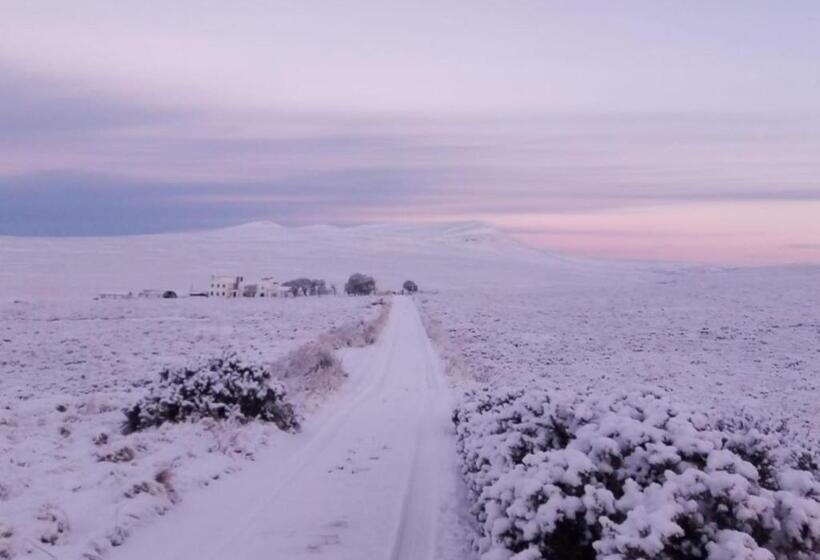 호텔 Garvault House