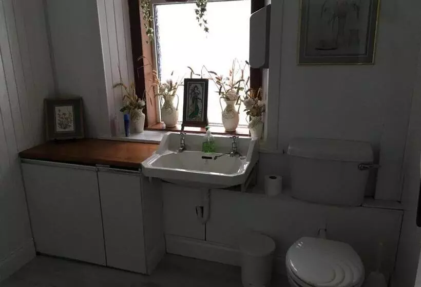 Hotelli Garvault House