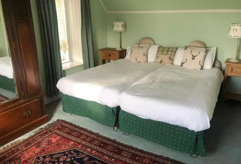 Hotelli Garvault House