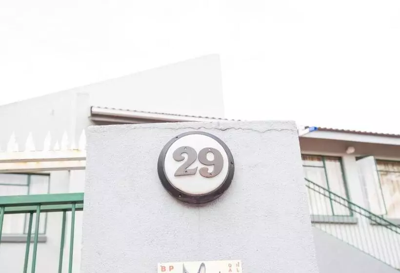 ペンション 29 Polvy Street