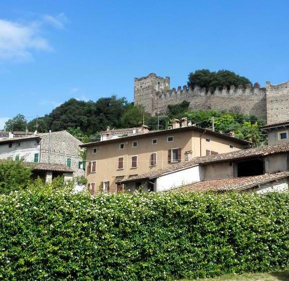 B&b Al Vicolo Di Mezzo