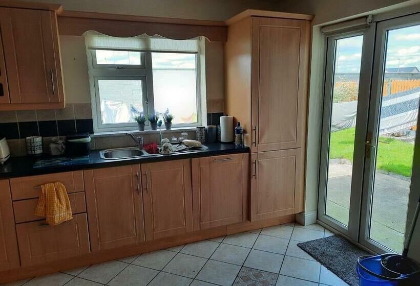 ベッドアンドブレックファースト Aine S