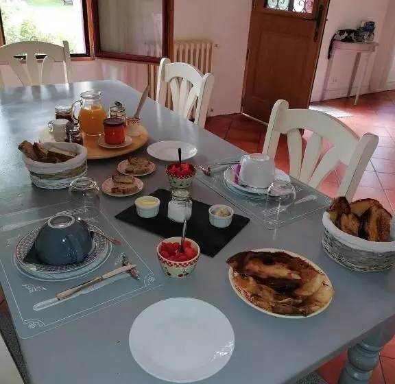 Aamiaismajoitus (B&B) Mme Teurtroy, Chambres D Hôtes La Prairie