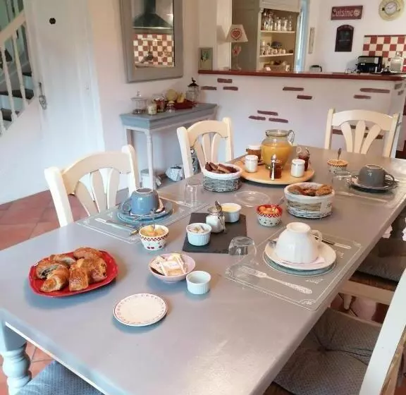 Aamiaismajoitus (B&B) Mme Teurtroy, Chambres D Hôtes La Prairie