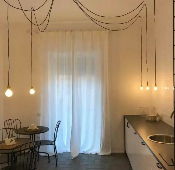 تختخواب و صبحانه Salerno M Illumina