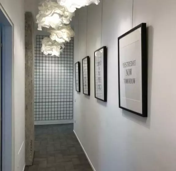 تختخواب و صبحانه Salerno M Illumina