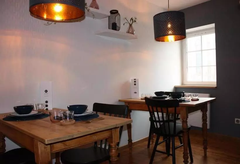 Aamiaismajoitus (B&B) Théière & Couverts   Les Chambres