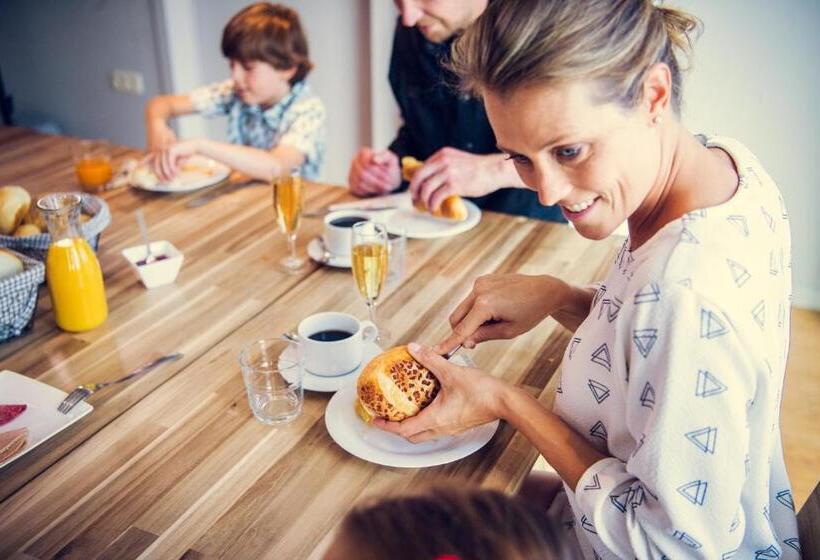 هتل De Schaapskooi