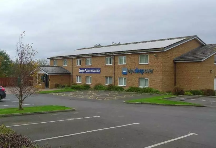 Hotelli Eyesleepover