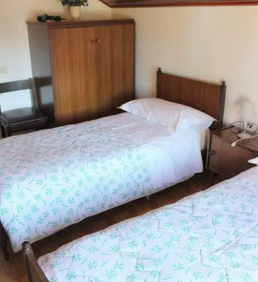 ペンション Carlo Cacciami