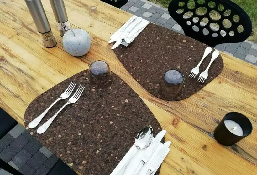 تختخواب و صبحانه Avou Nozôtes