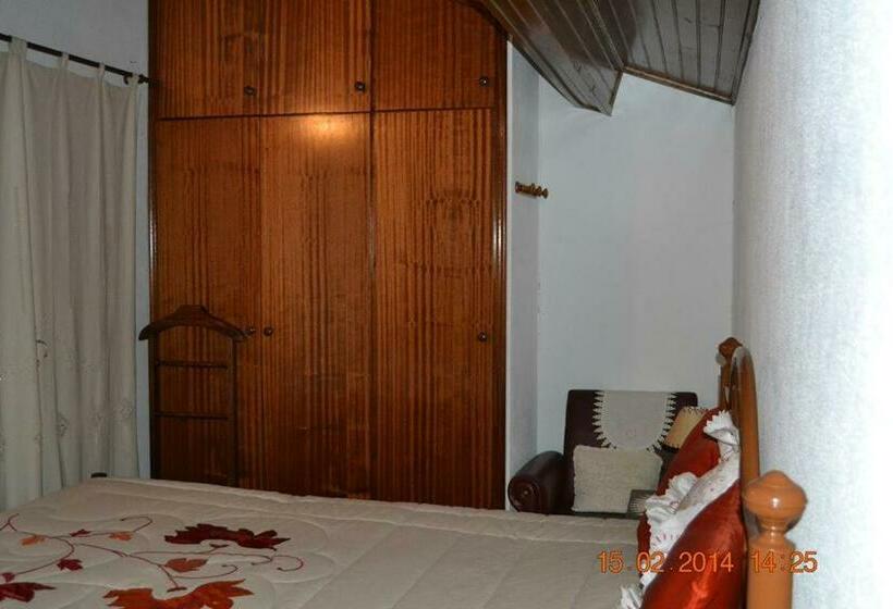 تختخواب و صبحانه Casa Da Maria