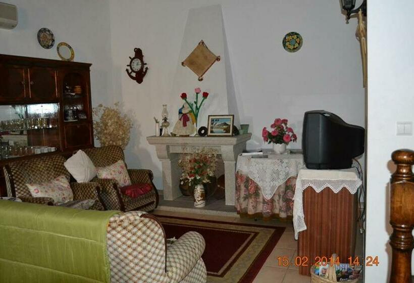 تختخواب و صبحانه Casa Da Maria