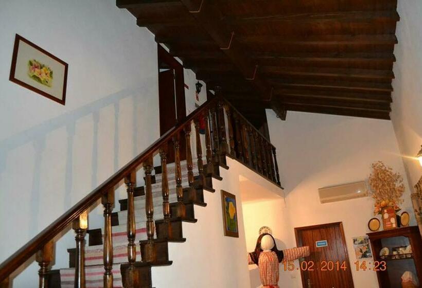 تختخواب و صبحانه Casa Da Maria