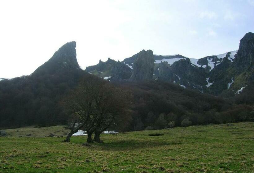 ベッドアンドブレックファースト La Cle Des Champs