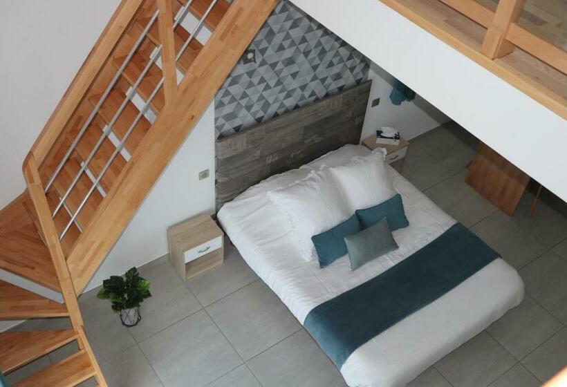 مبيت وإفطار Les Clos De La Vigne