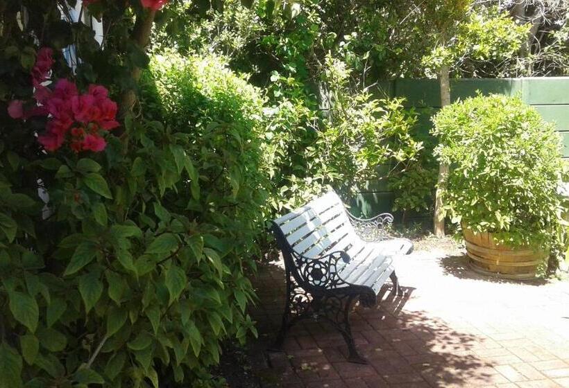 בית מלון כפרי Eastbury Cottage