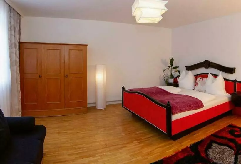 ホテル Gasthof Zur Post