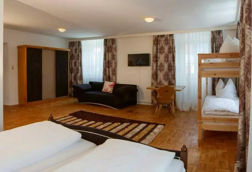 ホテル Gasthof Zur Post