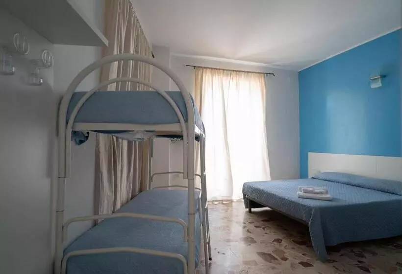 تختخواب و صبحانه Casa Del Sole