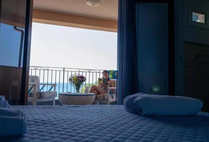 تختخواب و صبحانه Casa Del Sole