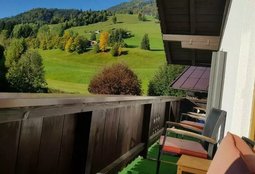 Aamiaismajoitus (B&B) Haus Sonnheim