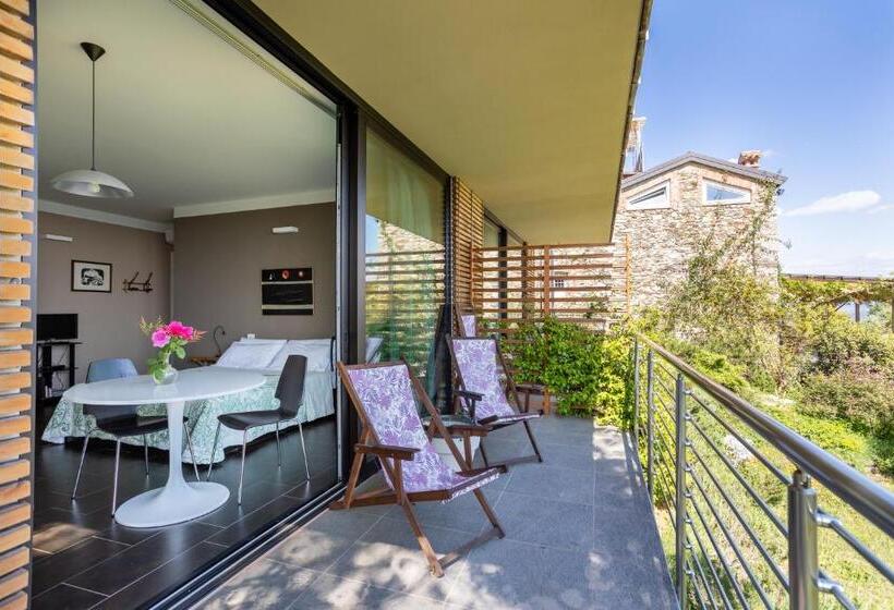 مبيت وإفطار La Torretta Studios & Suite