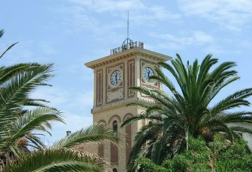 تختخواب و صبحانه Primo Posto