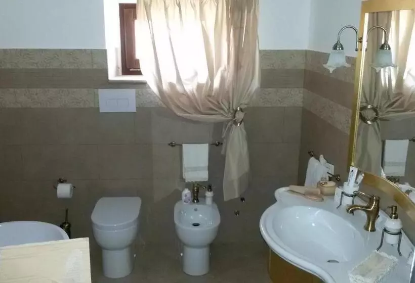 ホテル Agriturismo La Stragola