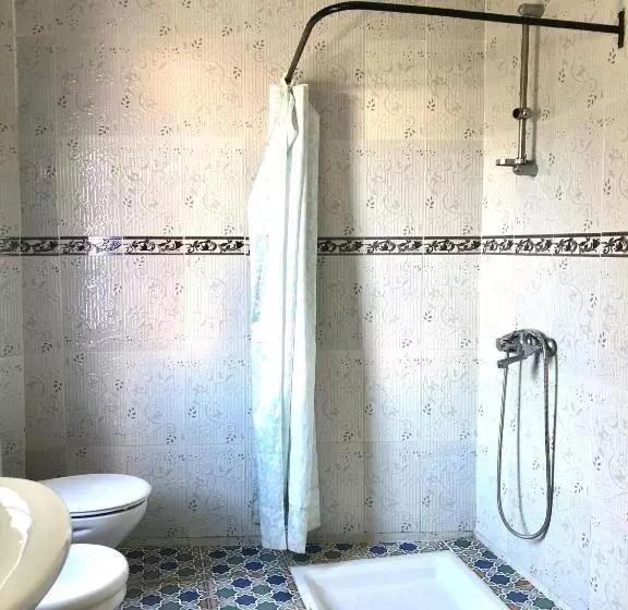 ホテル El Muniria