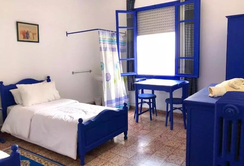 ホテル El Muniria