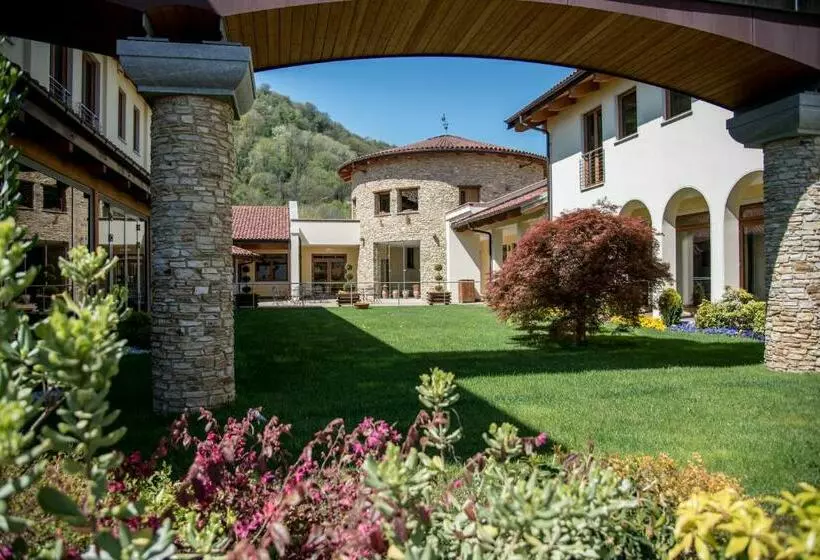 Hotelli Resort Monviso