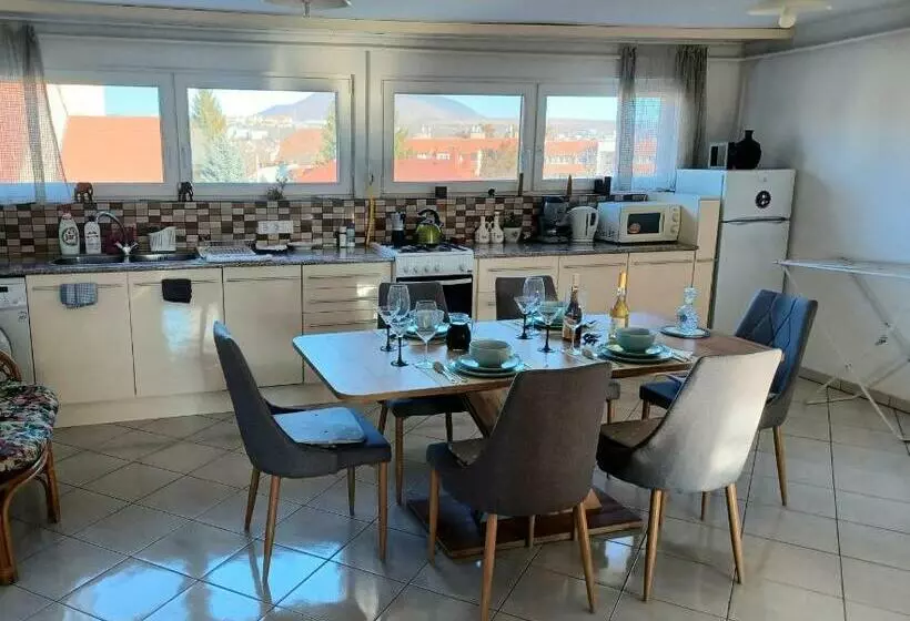 Majatalo éva Apartmanház