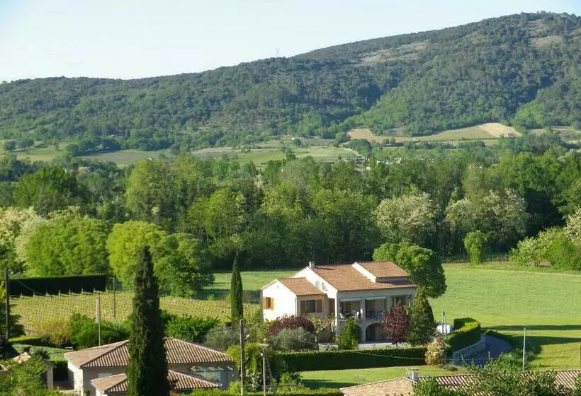 Aamiaismajoitus (B&B) Au Mas Des Graviers