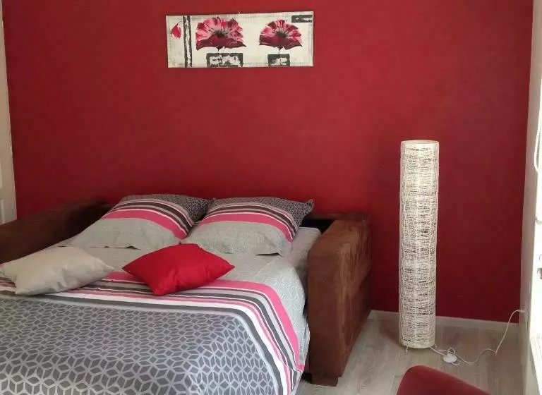 Aamiaismajoitus (B&B) Au Mas Des Graviers