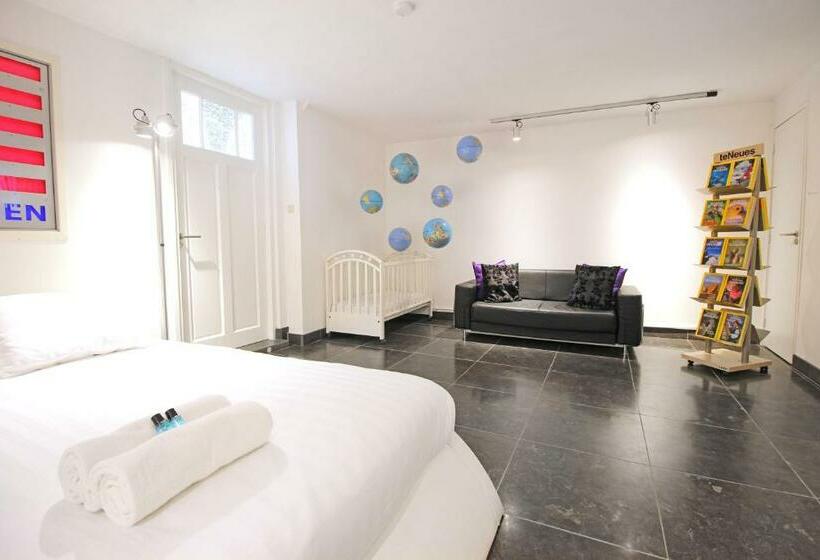 Bed and Breakfast Ground Floor Canal Apartment