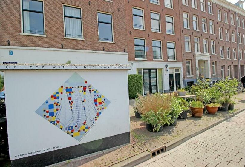 Bed and Breakfast Ground Floor Canal Apartment