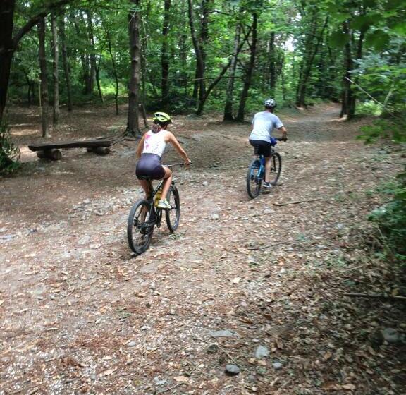 تختخواب و صبحانه Guest House Villa Corti