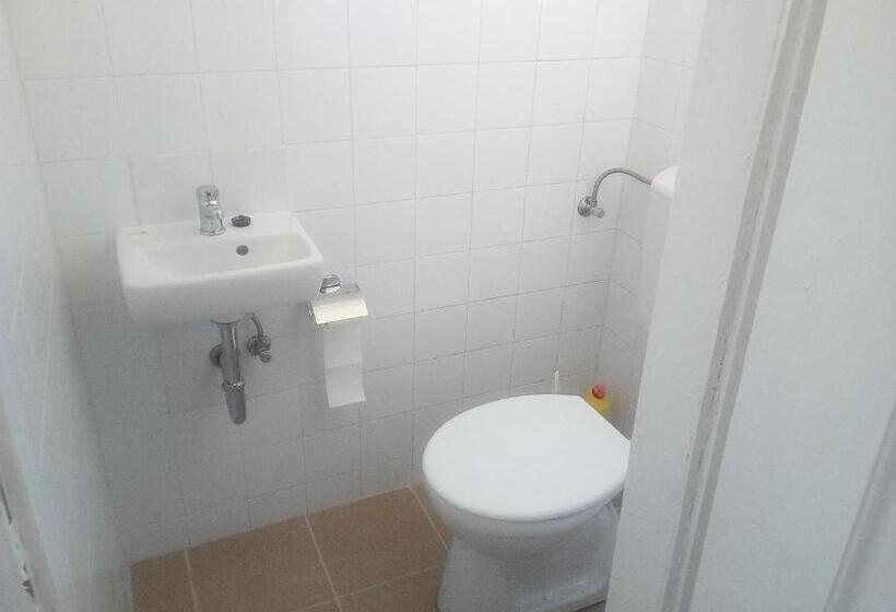 膳宿费 Anna Vendégház