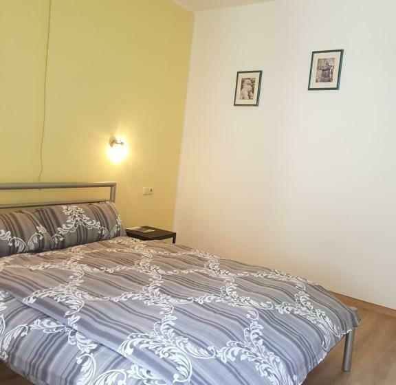 פנסיון Haus Aqua