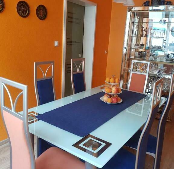 פנסיון Haus Aqua