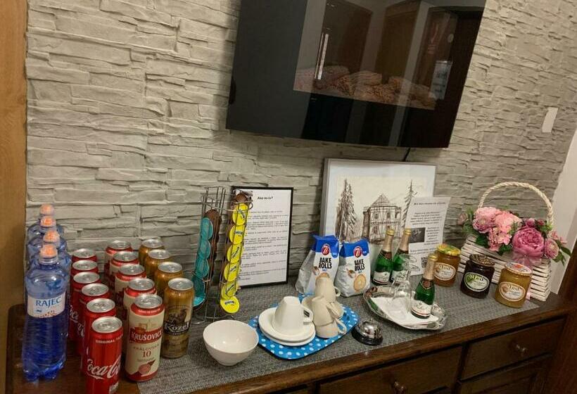 펜션 Penzión Astoria