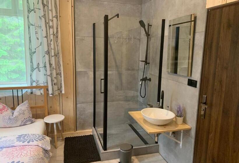 펜션 Penzión Astoria