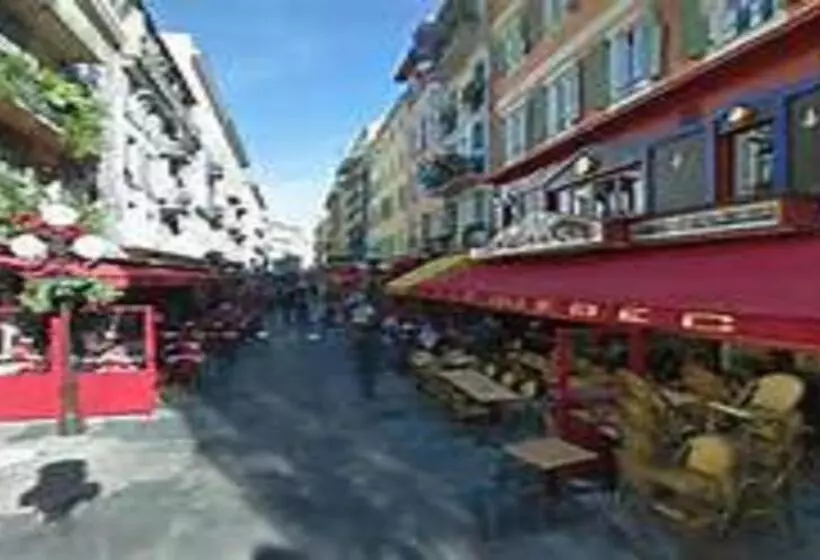 Studio Carré D Or Situé à 50 M De La Plage